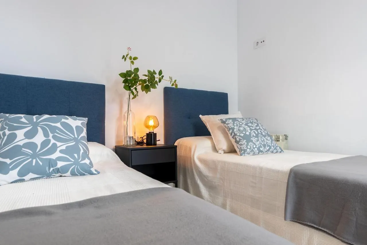 Encantador Piso Cerca Del Mar Tarragona Apartamento
